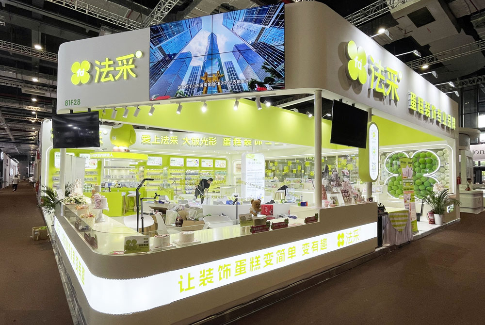 如何通過展位設(shè)計來提升品牌形象和吸引潛在客戶?